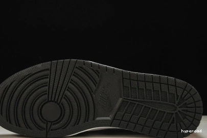 Hyperoad Low Bleached Coral OG Jordan 1 1114